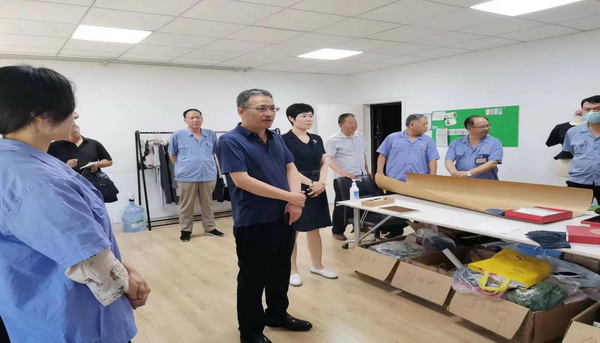 常山集團(tuán)黨委副書記、副董事長、總經(jīng)理楊瑞剛到經(jīng)編實業(yè)公司調(diào)研工作