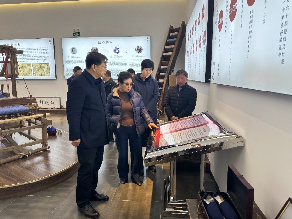 常山集團黨委書記、董事長吳寧帶隊赴贊皇縣原村土布考察調(diào)研